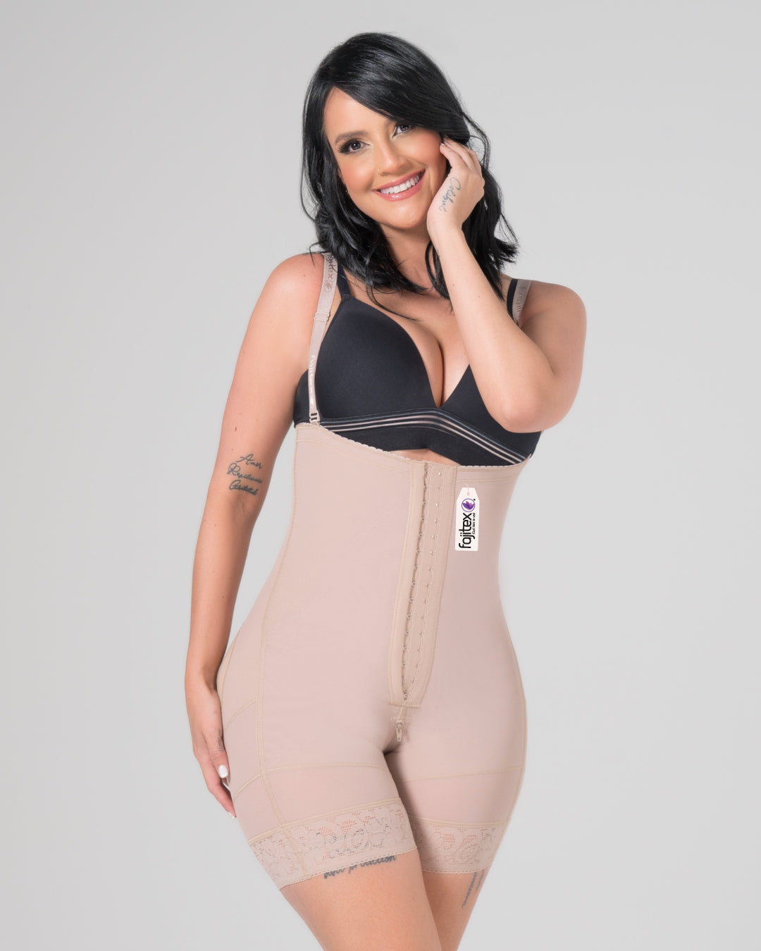 Faja levanta cola estraple media pierna. Referencia 021541 Beis.