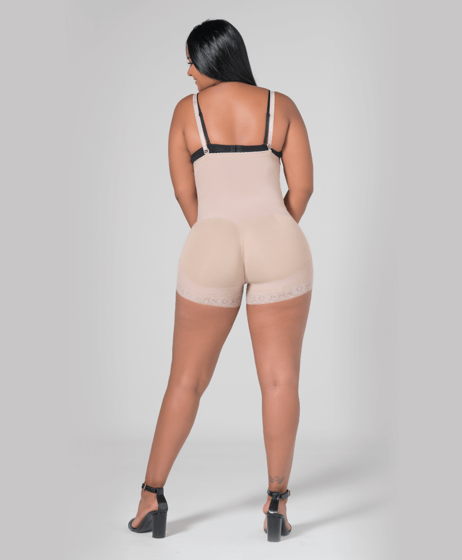 Faja estraple súper cachetera. Referencia 021631 Beis