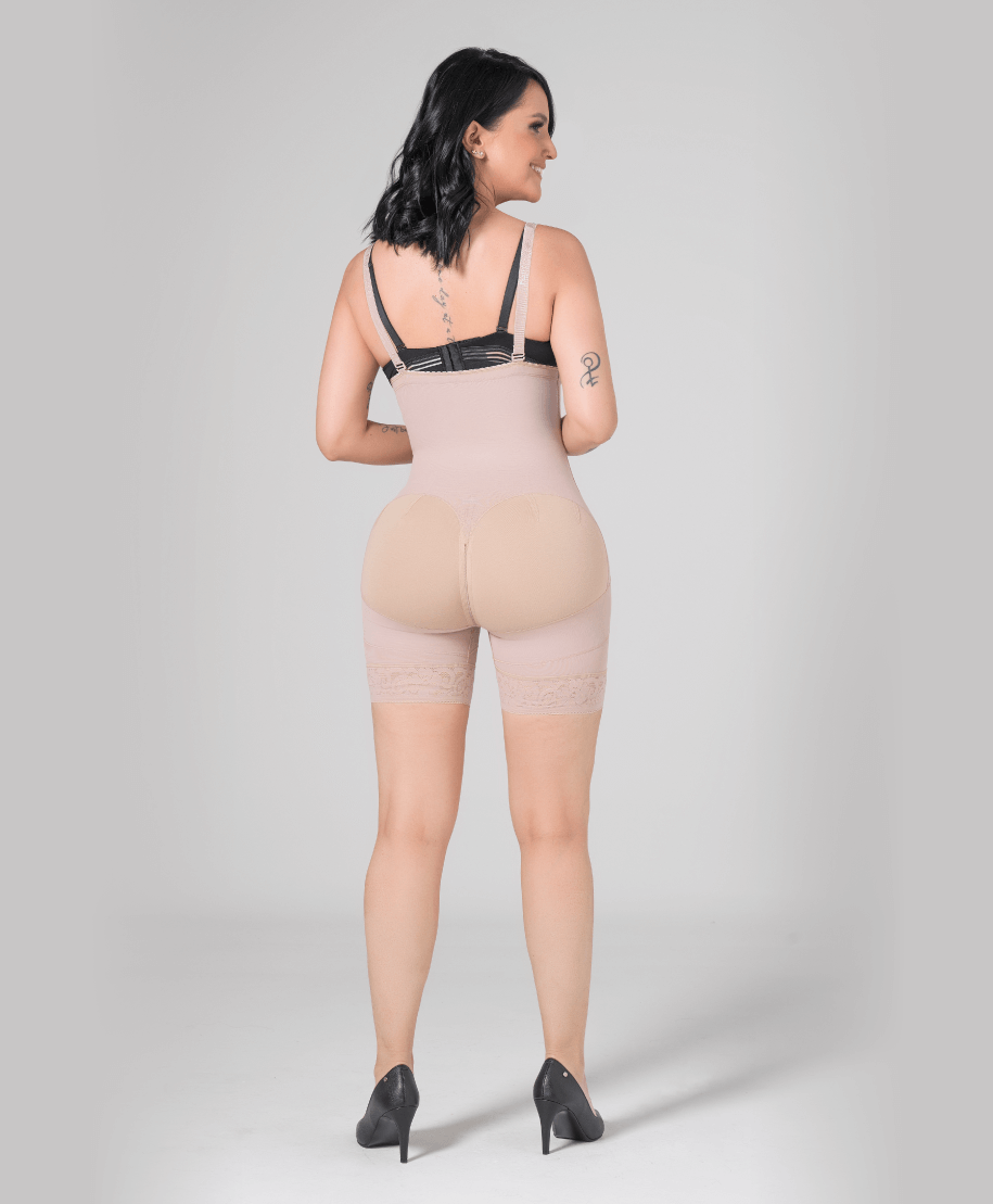 Faja levanta cola estraple media pierna. Referencia 021541 Beis.